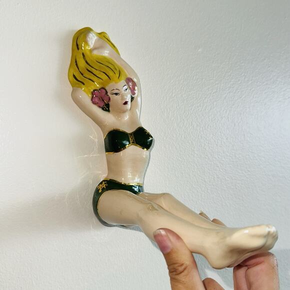 Vintage Handmade Ceramic Sexy Bathing Beauty Girl Wall Hook Art Deco Figurine - Picture 7 of 11
